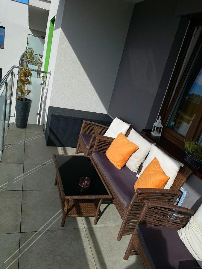 Apartament Sloneczny Apartment Jelenia Gora Luaran gambar