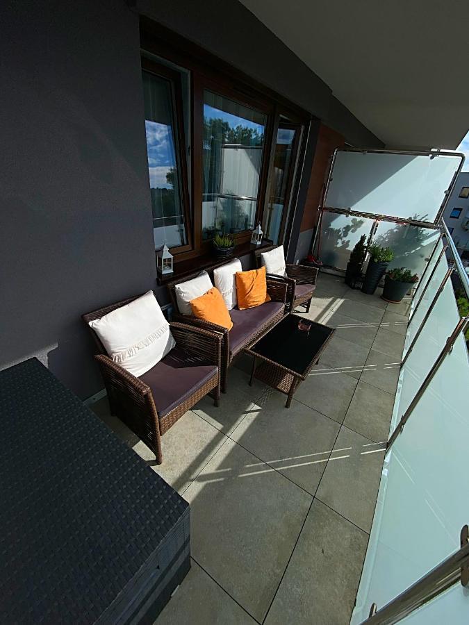 Apartament Sloneczny Apartment Jelenia Gora Luaran gambar